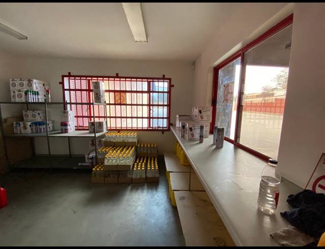 4,670M² WAREHOUSE FOR SALE IN HALFWAY HOUSE